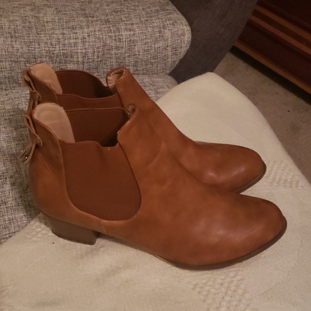 Ankle boots